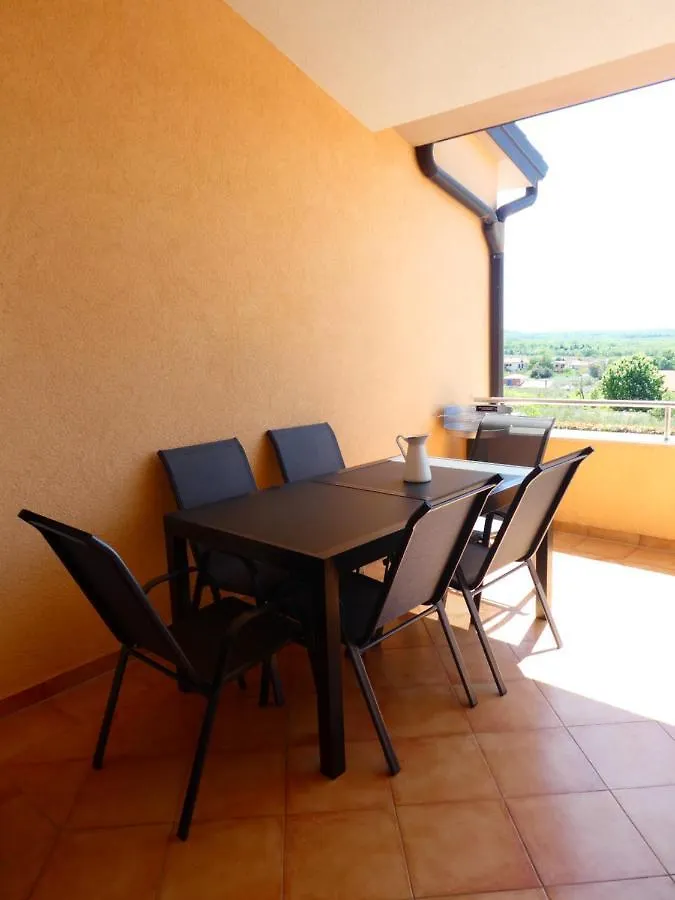 Casa Lara Villa Kastelir Holiday home